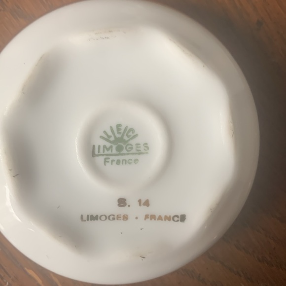 1950’s Limoges porcelain trinket box - Picture 3 of 4
